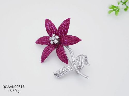Brooch -QOAAK00516