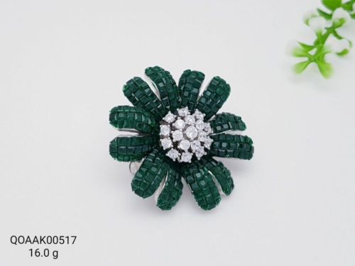Brooch -QOAAK00517